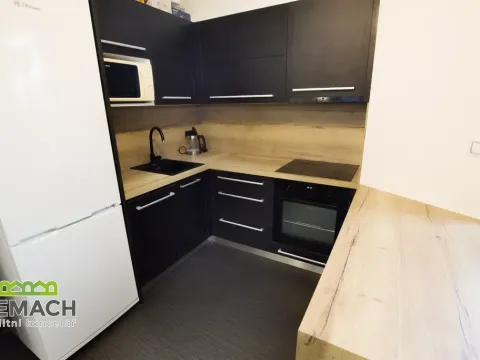 Pronájem bytu 2+kk, Náchod, Bartoňova, 65 m2