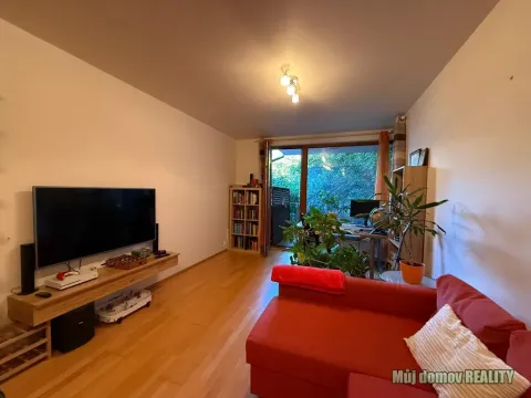 Pronájem bytu 2+kk, Praha - Košíře, Pod Kavalírkou, 66 m2