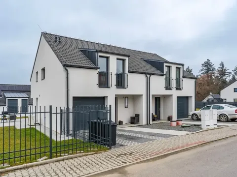 Prodej rodinného domu, Chocerady, 163 m2