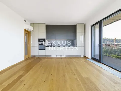 Pronájem bytu 3+kk, Praha - Karlín, Rohanské nábřeží, 90 m2