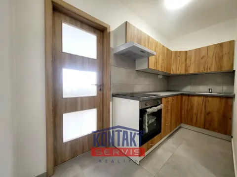 Pronájem bytu 2+1, Kaplice, Linecká, 51 m2