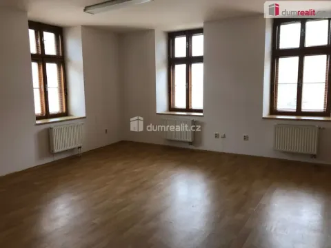 Pronájem kanceláře, Vítkov, náměstí Jana Zajíce, 31 m2