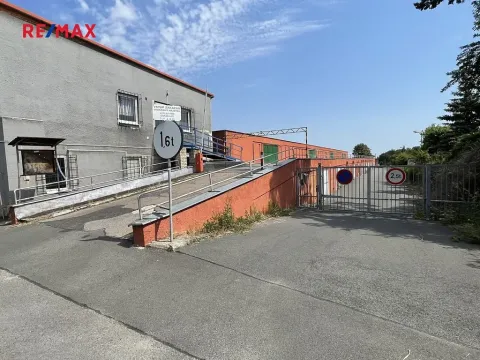 Pronájem garáže, Kladno, Bellevue, 19 m2