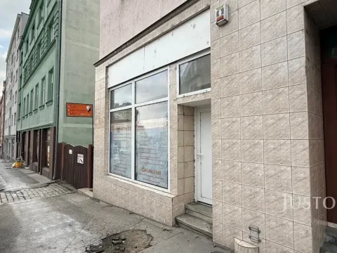 Pronájem kanceláře, Děčín, Prokopa Holého, 56 m2