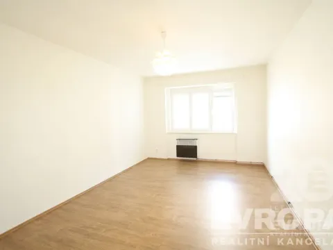 Pronájem bytu 1+kk, Praha - Nusle, U družstva Život, 33 m2