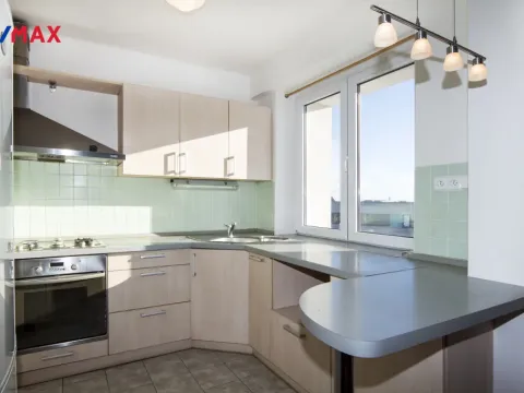 Pronájem bytu 3+1, Praha - Břevnov, Na Petřinách, 63 m2