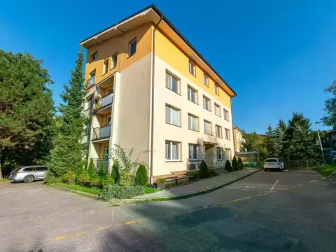 Pronájem bytu 3+1, Luhačovice, V Cihelně, 72 m2