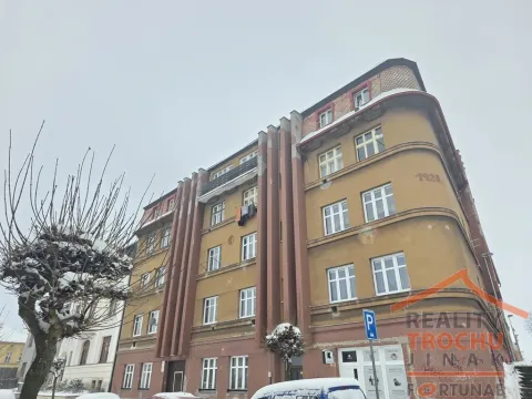 Prodej bytu 2+kk, Dvůr Králové nad Labem, Kotkova, 53 m2