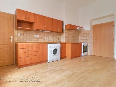Pronájem bytu 1+1, Praha - Smíchov, Kováků, 36 m2