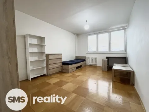 Pronájem bytu 1+1, Opava, Edvarda Beneše, 30 m2