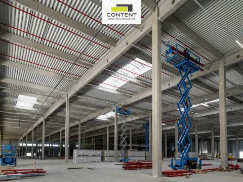 Pronájem výrobních prostor, Blatnice, 4000 m2