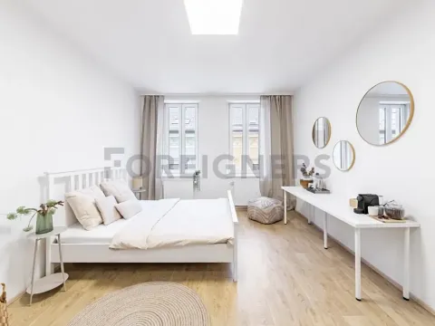Pronájem bytu 1+kk, Brno, Bratislavská, 32 m2