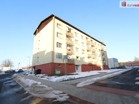 Prodej bytu 1+1, Chodová Planá, sídliště Lučina, 37 m2