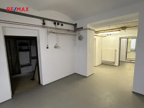 Pronájem obchodního prostoru, Praha - Vokovice, Vokovická, 120 m2