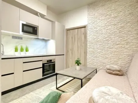 Prodej bytu 3+1, Praha - Nové Město, Tyršova, 62 m2