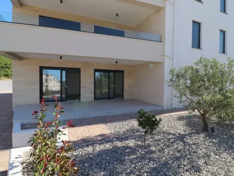 Prodej bytu 3+kk, Tribunj, Chorvatsko, 91 m2