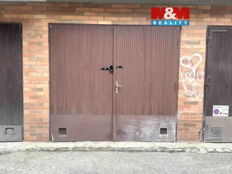 Prodej garáže, Plzeň, Pod Lesem, 18 m2