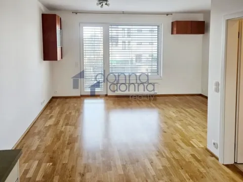 Pronájem bytu 2+kk, Praha, Waltariho, 54 m2