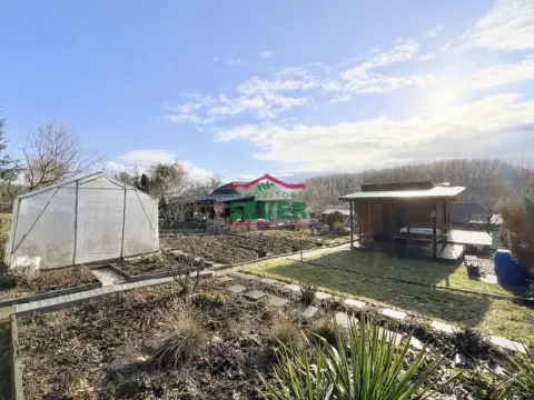 Prodej zahrady, Chomutov, 340 m2