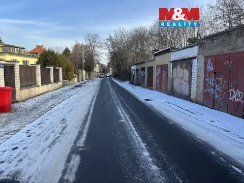 Pronájem garáže, Praha, Glinkova, 18 m2