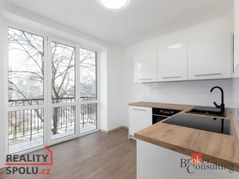 Prodej bytu 2+1, Karviná - Nové Město, Fibichova, 67 m2