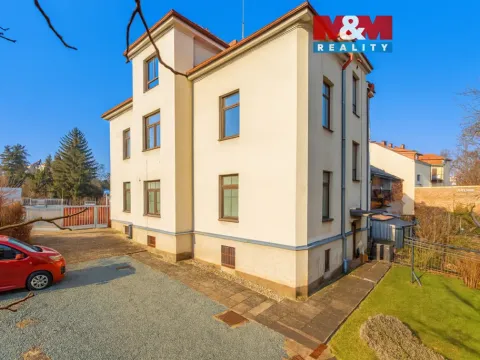 Prodej bytu 3+1, Jaroměř - Pražské Předměstí, Husova, 124 m2