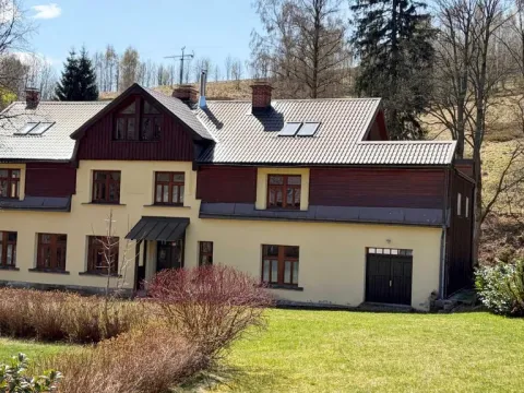 Prodej bytu 3+1, Bedřichov, 177 m2