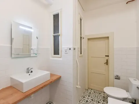 Pronájem bytu 3+1, Praha - Smíchov, Štefánikova, 120 m2