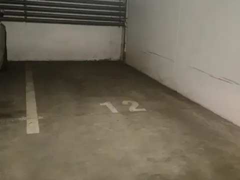 Pronájem garážového stání, Praha - Záběhlice, Záběhlická, 12 m2