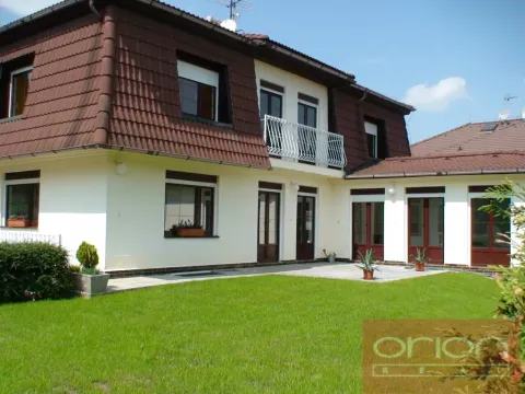 Pronájem rodinného domu, Praha - Nebušice, V březinkách, 365 m2