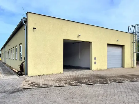 Pronájem skladu, Blansko, 385 m2
