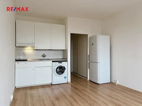 Pronájem bytu 1+kk, Praha - Záběhlice, Jabloňová, 24 m2