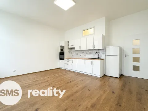 Pronájem bytu 3+kk, Opava - Město, Nákladní, 71 m2