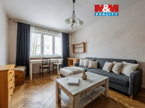 Prodej bytu 2+1, Nová Role, Husova, 54 m2