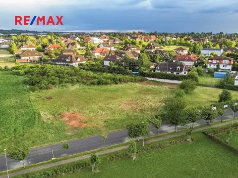 Prodej pozemku, Jesenice, 4757 m2