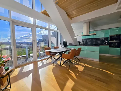 Prodej bytu 3+kk, Praha - Smíchov, Holečkova, 182 m2