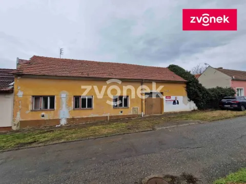 Prodej rodinného domu, Hluk, Hluboká, 296 m2