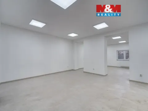 Pronájem obchodního prostoru, Plzeň - Doubravka, Zábělská, 107 m2