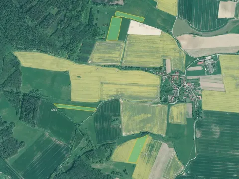 Prodej pole, Bernartice, 46919 m2