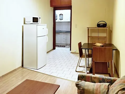 Pronájem bytu 2+kk, Praha - Nusle, Křesomyslova, 49 m2