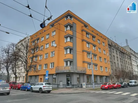 Prodej bytu 3+1, Plzeň, Guldenerova, 78 m2