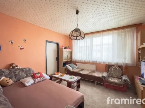 Prodej bytu 2+1, Uherské Hradiště, Sadová, 58 m2