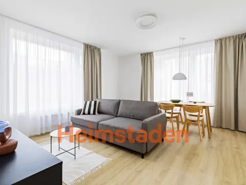 Pronájem bytu 2+kk, Praha - Holešovice, U Pergamenky, 54 m2
