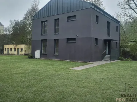 Pronájem bytu 2+kk, Moravský Krumlov, Pod zámkem, 50 m2