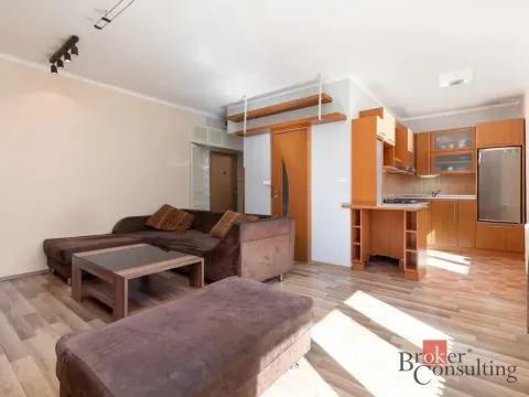 Pronájem bytu 2+kk, Ostrava - Poruba, Slavíkova, 51 m2