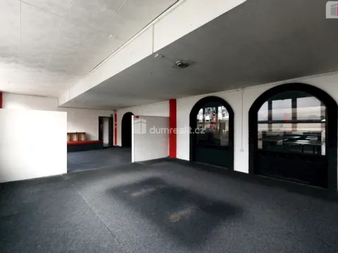 Pronájem obchodního prostoru, Orlová - Lutyně, U Centrumu, 420 m2