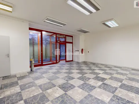 Pronájem obchodního prostoru, Orlová - Lutyně, U Centrumu, 77 m2