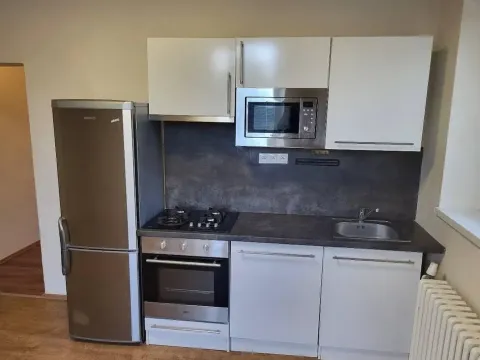 Pronájem bytu 1+kk, Praha - Michle, Baarova, 30 m2