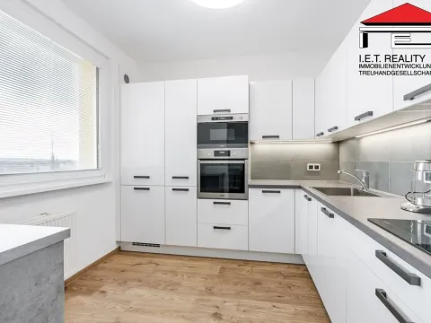 Prodej bytu 3+1, Olomouc, Voskovcova, 75 m2