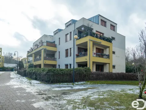 Prodej bytu 2+kk, Praha, K náhonu, 69 m2